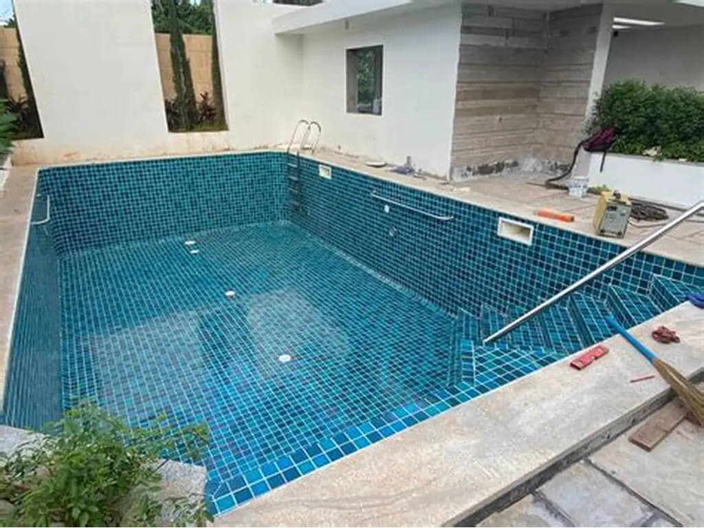 Những chi phí ảnh hưởng khi muốn xây dựng hồ bơi giá rẻ